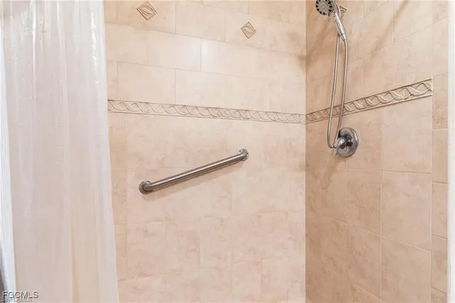 $1,600 | 5560 Longleaf Drive, North Fort Myers, FL 33917