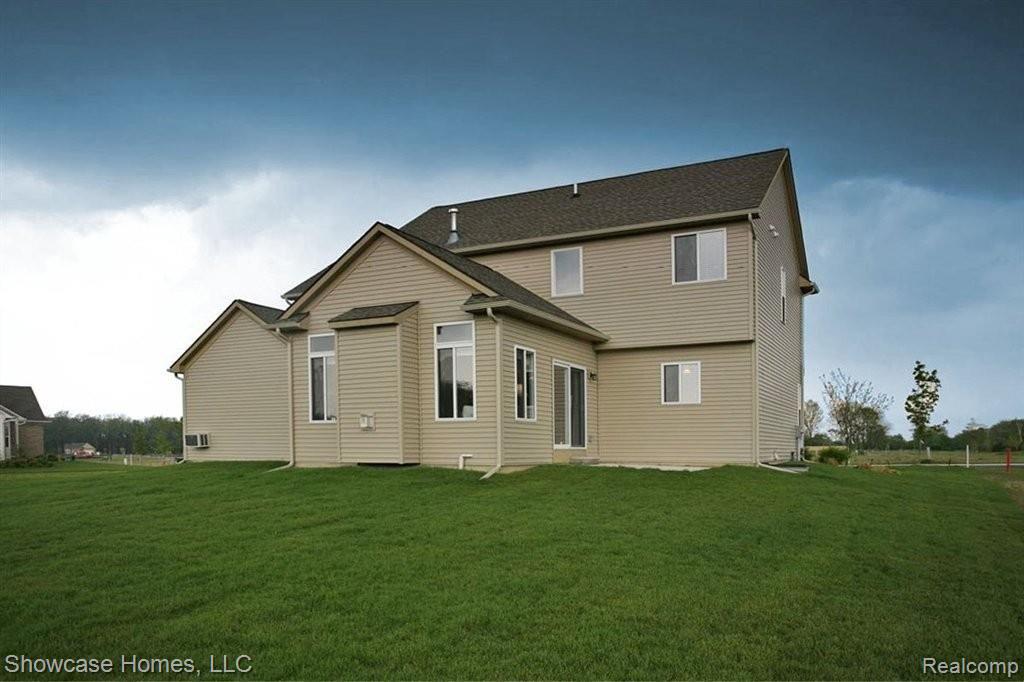 843 Golf Ridge Circle Dundee, MI 48131 - Photo 2 of 15 Similar Callaway Back