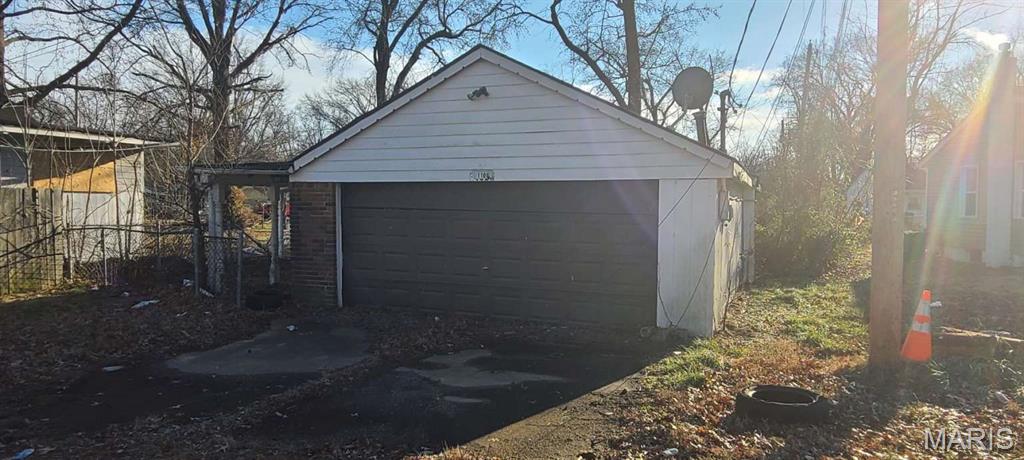 11823 Larimore Road St. Louis, MO 63138 - Photo 2 of 8