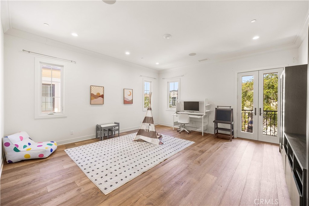 92 Interstellar Irvine, CA 92618 - Photo 35 of 64