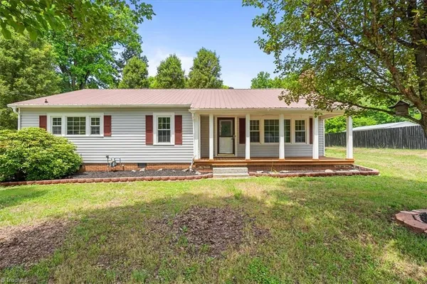 $280,000 | 1720 Fisher Ferry Street, Thomasville, NC 27360