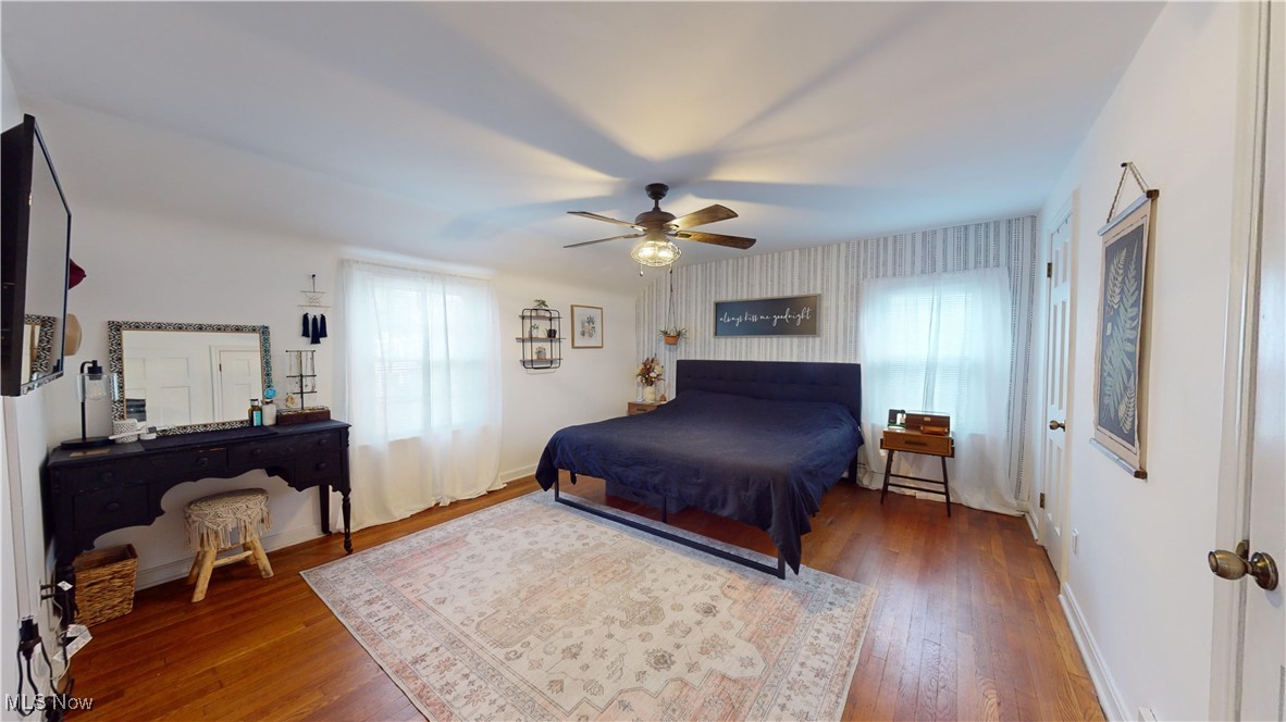 4042 Bushnell Road University Heights, OH 44118 - Photo 13 of 37 Bedroom with dark hardwood / wood-style floors and ceiling fan