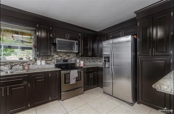 $470,000 | 1608 Highland Avenue, McAllen, TX 78501