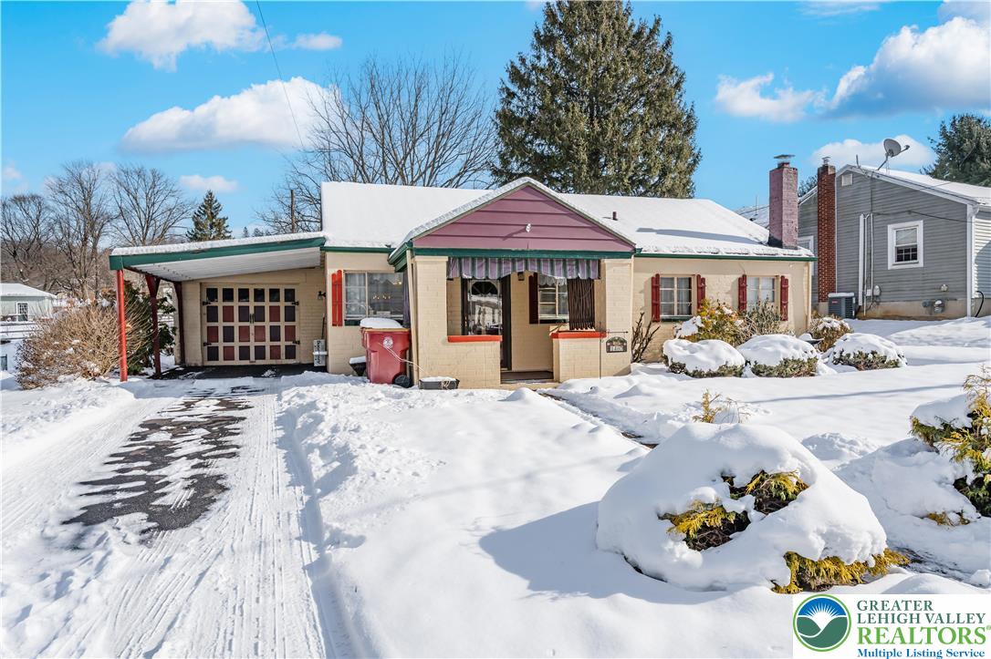 1407 Richmond Road Easton, PA 18040 - Photo 2 of 43