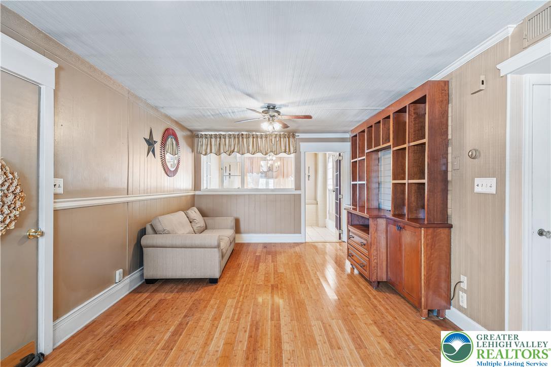 1407 Richmond Road Easton, PA 18040 - Photo 9 of 43