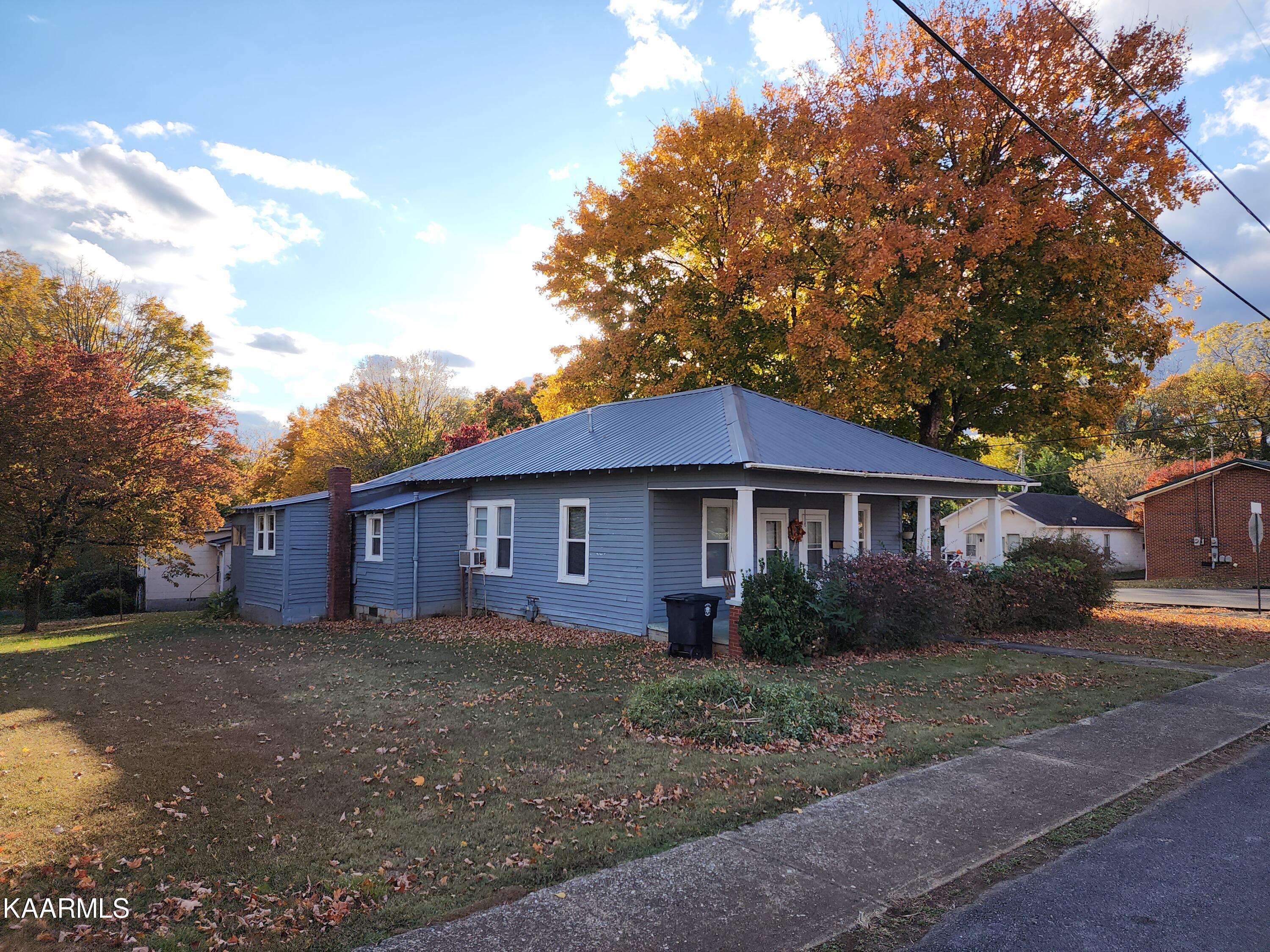 501 High Street Athens, TN 37303 - Photo 1 of 24 20221018_174230