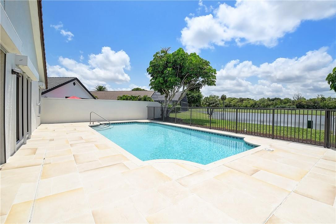 21423 Bridgeview Drive Boca Raton, FL 33428 - Photo 29 of 68 Photo 29