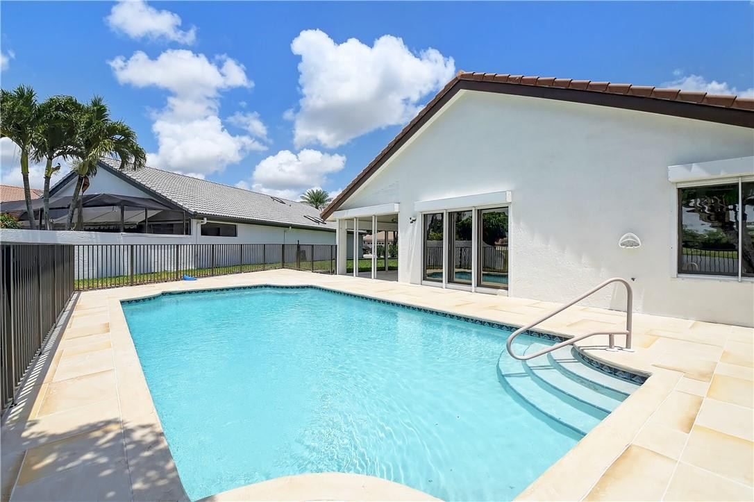 21423 Bridgeview Drive Boca Raton, FL 33428 - Photo 33 of 68 Photo 33