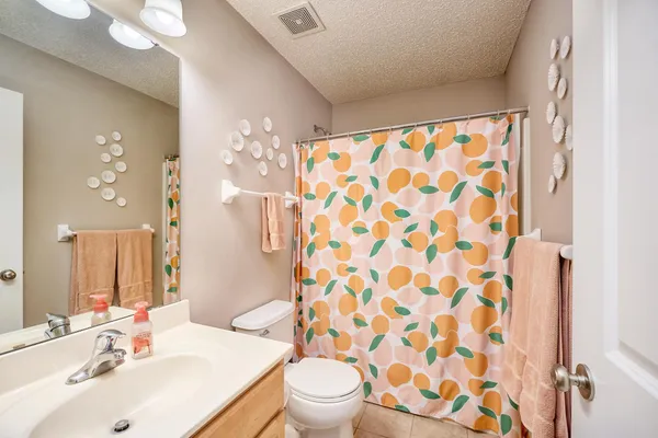 $3,000 | 16604 50th Court North, Plymouth, MN 55446