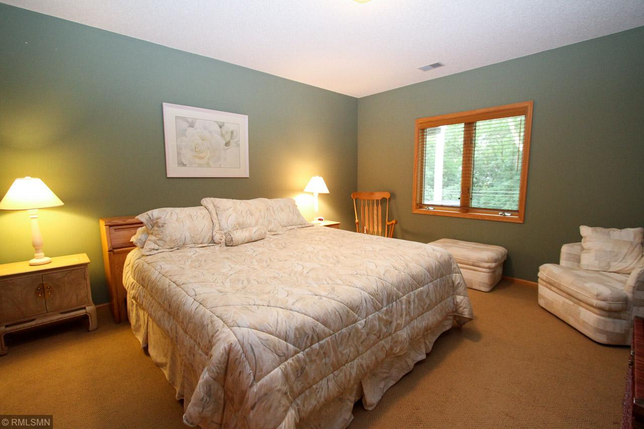 11224 Wyoming Road Bloomington, MN 55438 - Photo 18 of 26