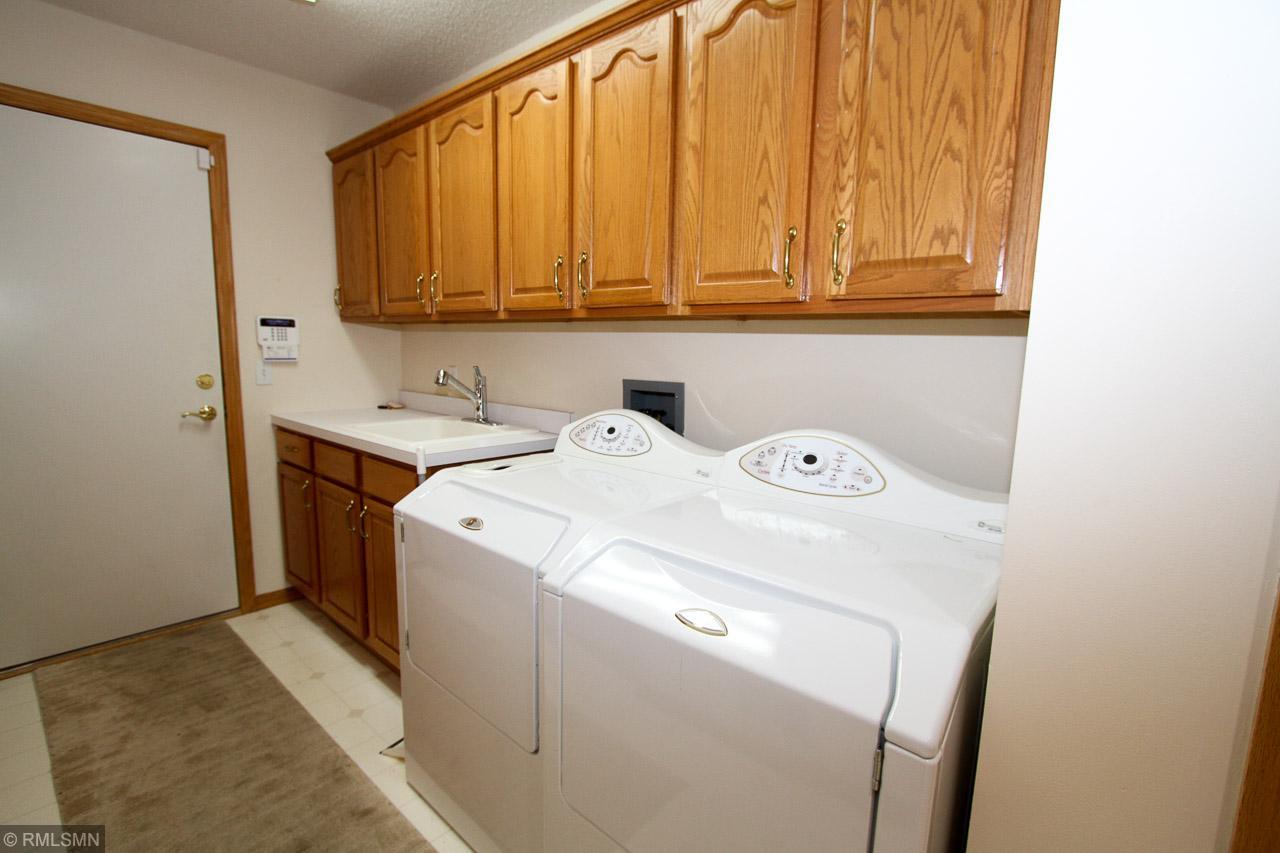 11224 Wyoming Road Bloomington, MN 55438 - Photo 20 of 26