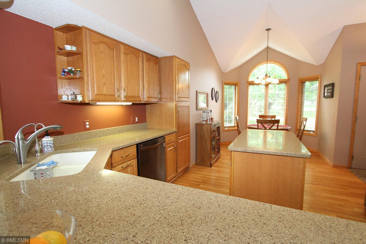 11224 Wyoming Road Bloomington, MN 55438 - Photo 5 of 26