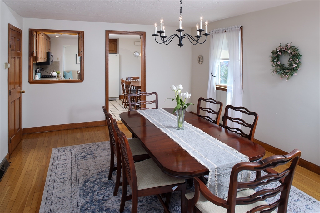 84 Newport Road Hull, MA 02045 - Photo 6 of 27