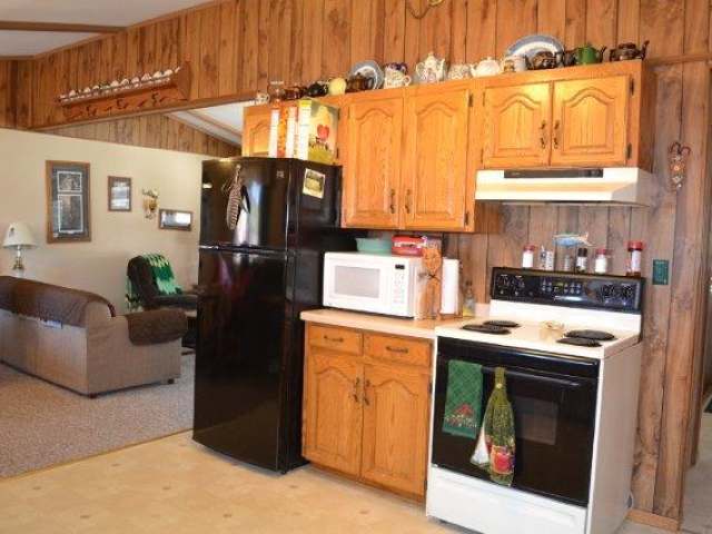 1015 Thayer Street Rhinelander, WI 54501 - Photo 14 of 20 Gallery Image 14