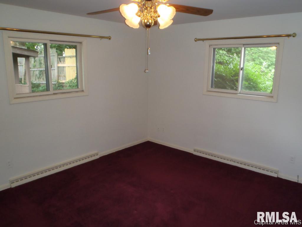 13 Wildwood Road Springfield, IL 62704 - Photo 9 of 21
