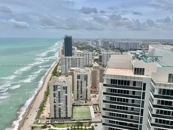 a picture of city view