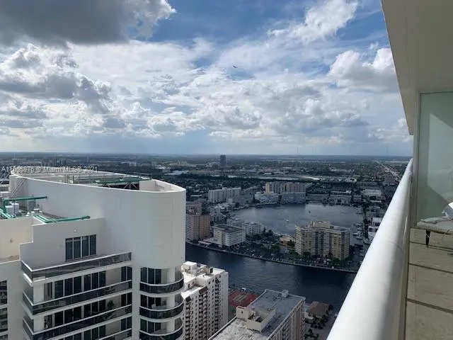 $8,500 | 1830 South Ocean Drive, Unit 4904, Hallandale Beach, FL 33009