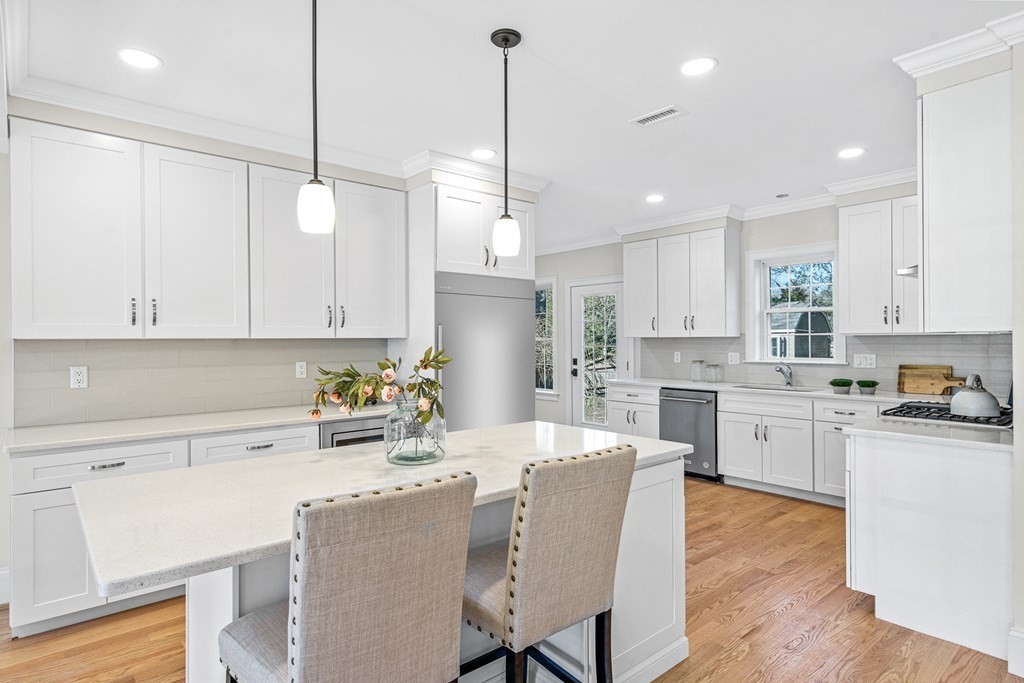 18 Ginn Road Winchester, MA 01890 - Photo 12 of 42