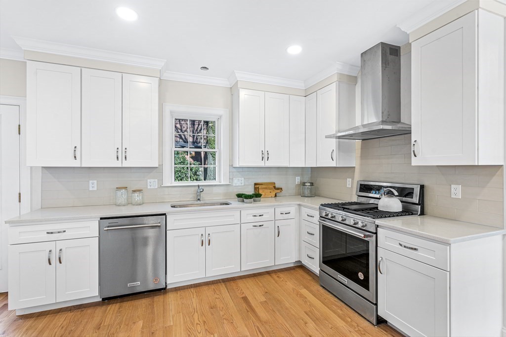 18 Ginn Road Winchester, MA 01890 - Photo 17 of 42