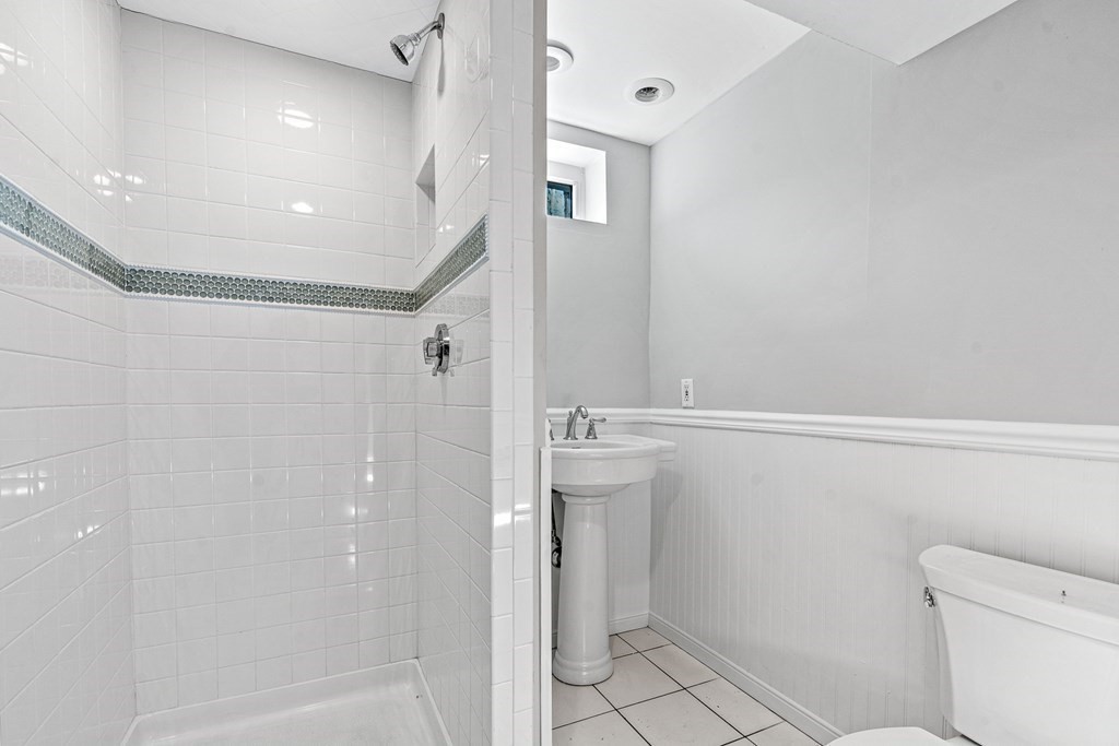 18 Ginn Road Winchester, MA 01890 - Photo 40 of 42