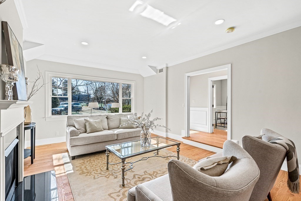 18 Ginn Road Winchester, MA 01890 - Photo 7 of 42