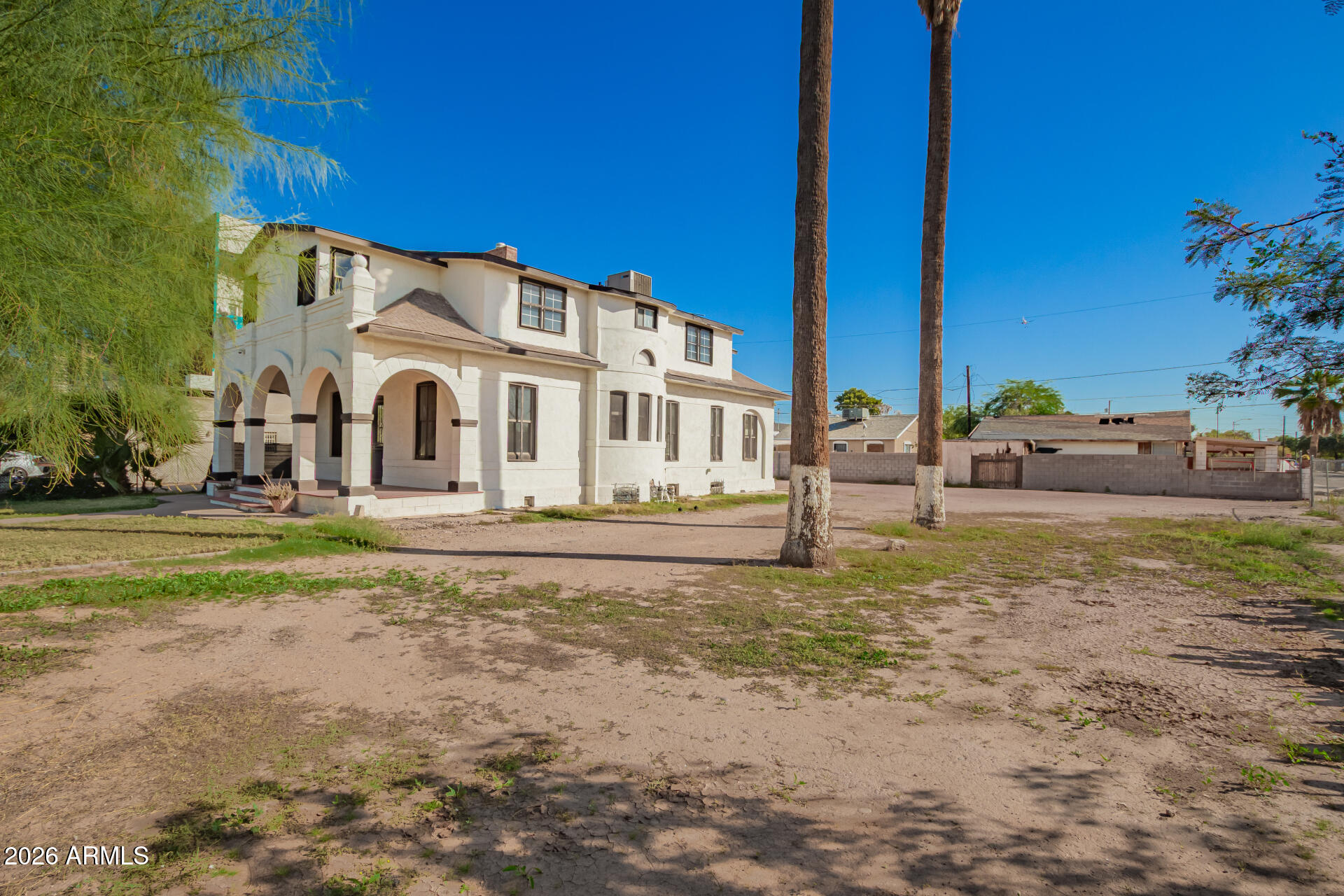 819 South 3rd Avenue Phoenix, AZ 85003 - Photo 45 of 45 a view of a house with a big yard