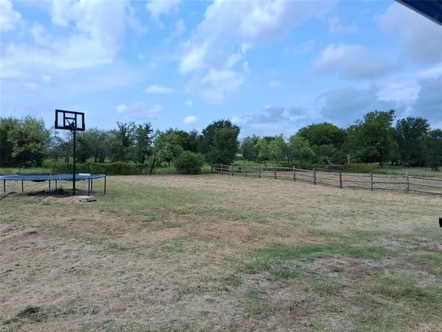 $1,700 | 1584 Kelly Road, Unit B, Aledo, TX 76008