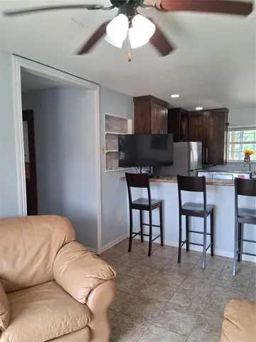 $1,700 | 1584 Kelly Road, Unit B, Aledo, TX 76008