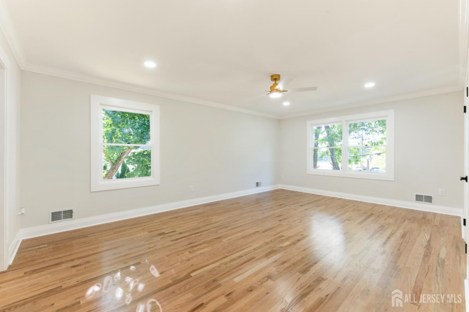 975 Inman Avenue Edison, NJ 08820 - Photo 35 of 62