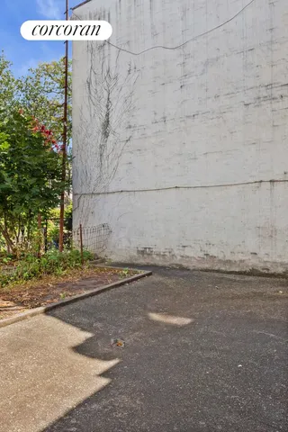 $3,000,000 | 1663 10th Avenue | Windsor Terrace