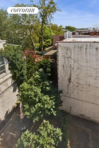 $3,000,000 | 1663 10th Avenue | Windsor Terrace