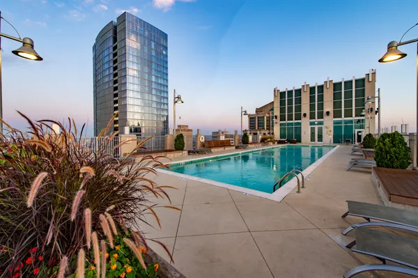 $1,900 | 415 Church Street, Unit 2107, Nashville, TN 37219
