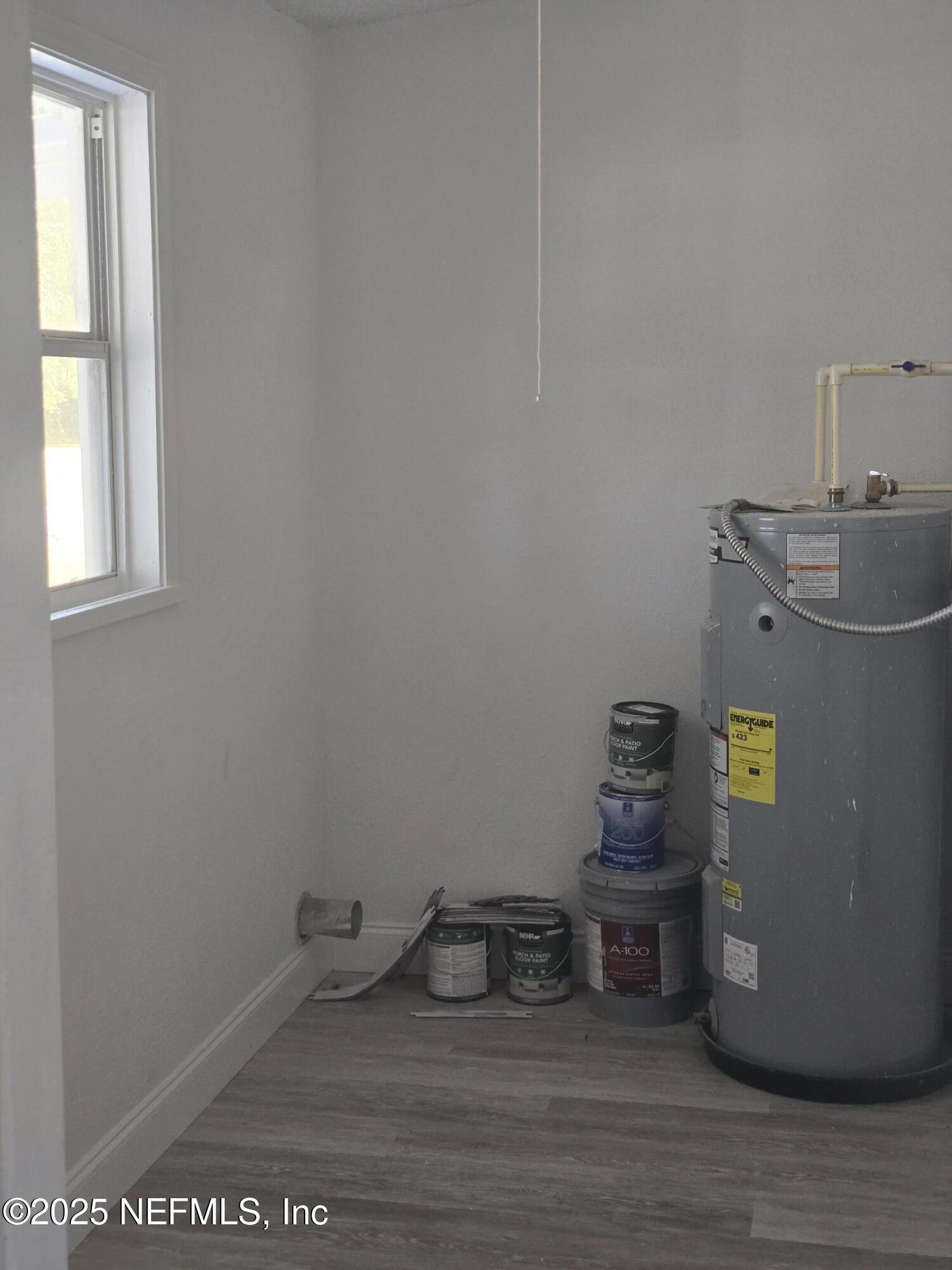 5708 Vernon Road Jacksonville, FL 32209 - Photo 4 of 13 20251226_142300