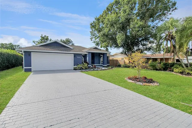 $3,700 | 5111 13th Ave Drive West, Bradenton, FL 34209