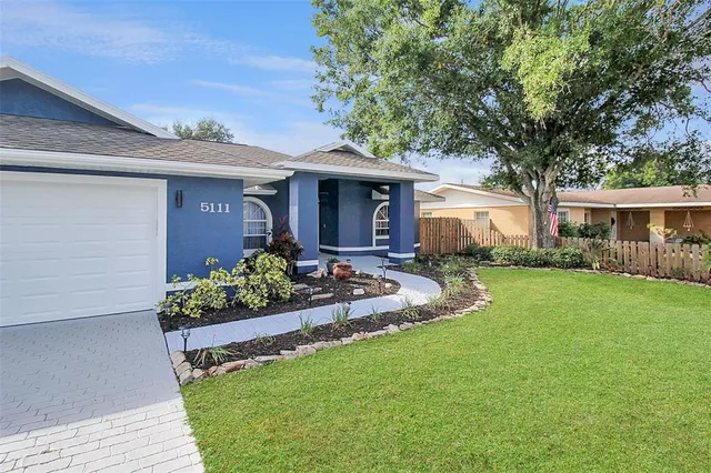 $3,700 | 5111 13th Ave Drive West, Bradenton, FL 34209