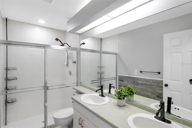 $3,700 | 5111 13th Ave Drive West, Bradenton, FL 34209