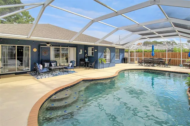 $3,700 | 5111 13th Ave Drive West, Bradenton, FL 34209