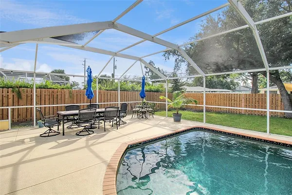 $3,700 | 5111 13th Ave Drive West, Bradenton, FL 34209