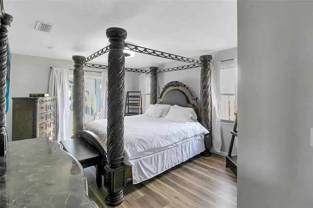 $3,700 | 5111 13th Ave Drive West, Bradenton, FL 34209