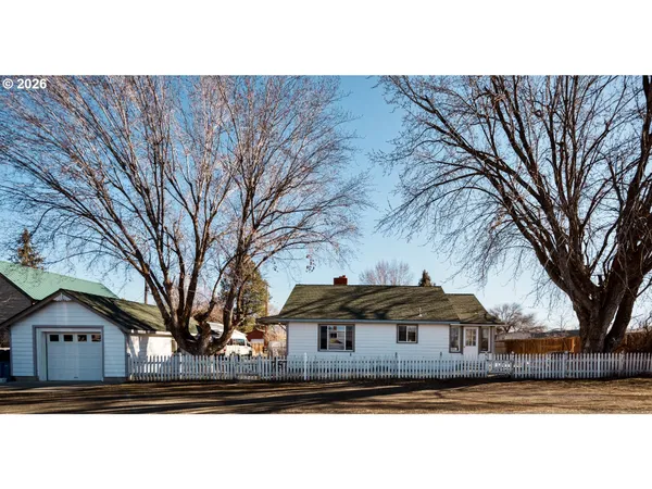 $210,000 | 757 South Bridge Street, Prairie City, OR 97869