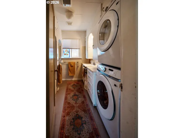 $210,000 | 757 South Bridge Street, Prairie City, OR 97869