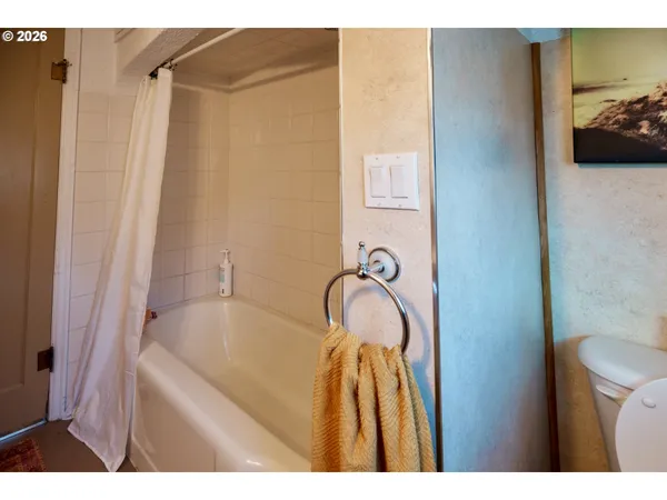 $210,000 | 757 South Bridge Street, Prairie City, OR 97869