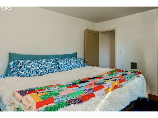 $210,000 | 757 South Bridge Street, Prairie City, OR 97869