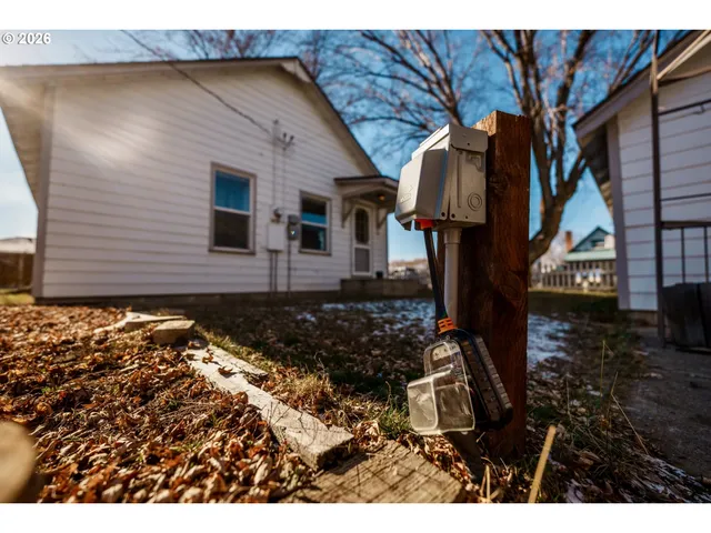 $210,000 | 757 South Bridge Street, Prairie City, OR 97869