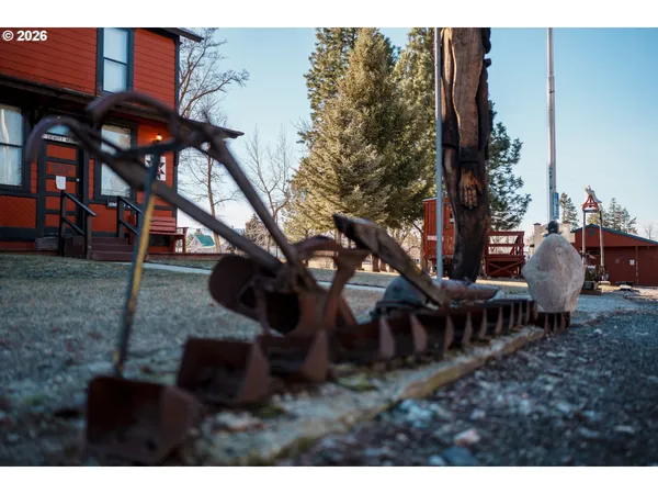 $210,000 | 757 South Bridge Street, Prairie City, OR 97869