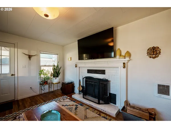 $210,000 | 757 South Bridge Street, Prairie City, OR 97869