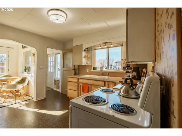 $210,000 | 757 South Bridge Street, Prairie City, OR 97869