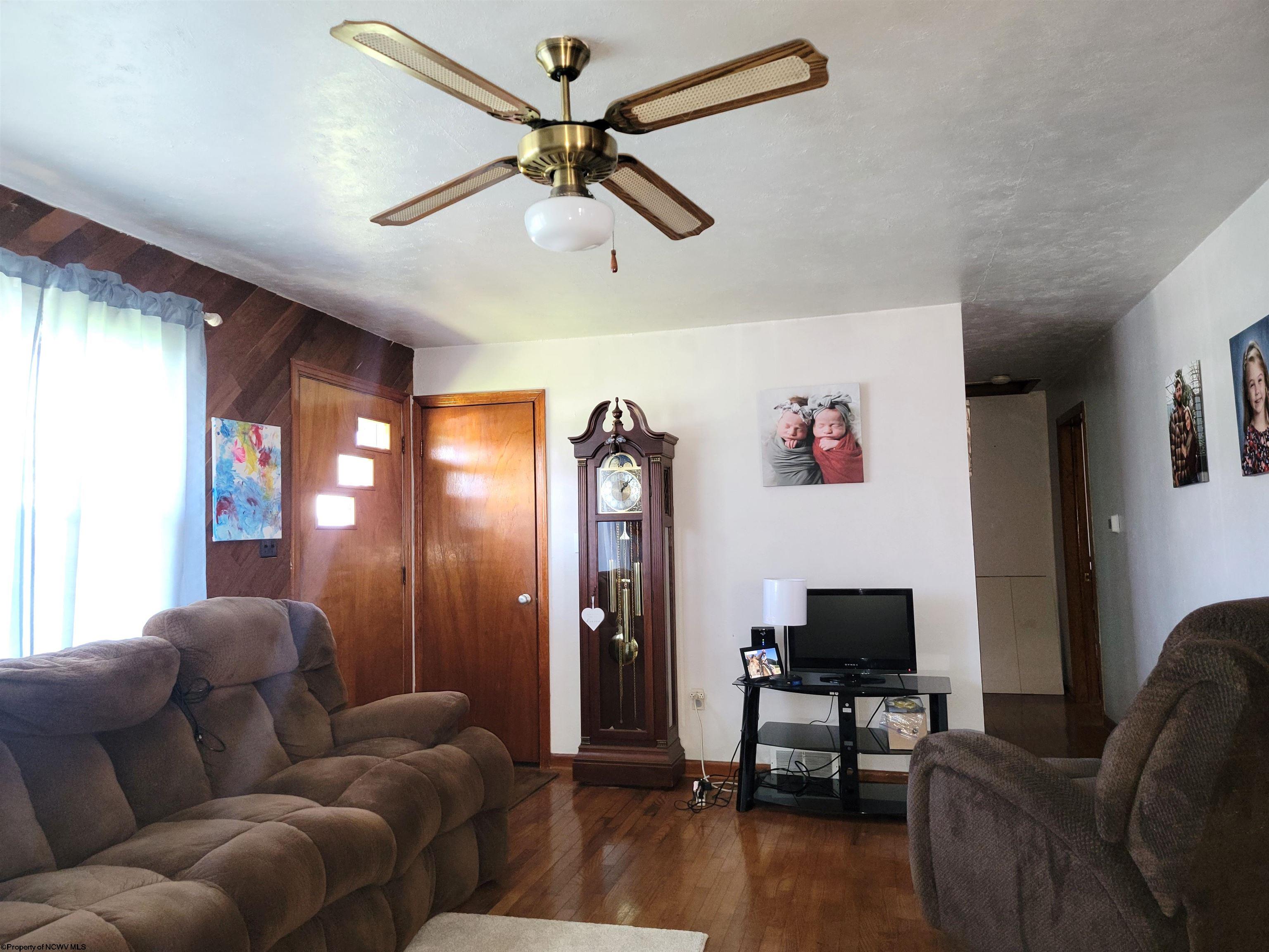 118 Miller Road Kingwood, WV 26537 - Photo 6 of 18 Gallery Image 6
