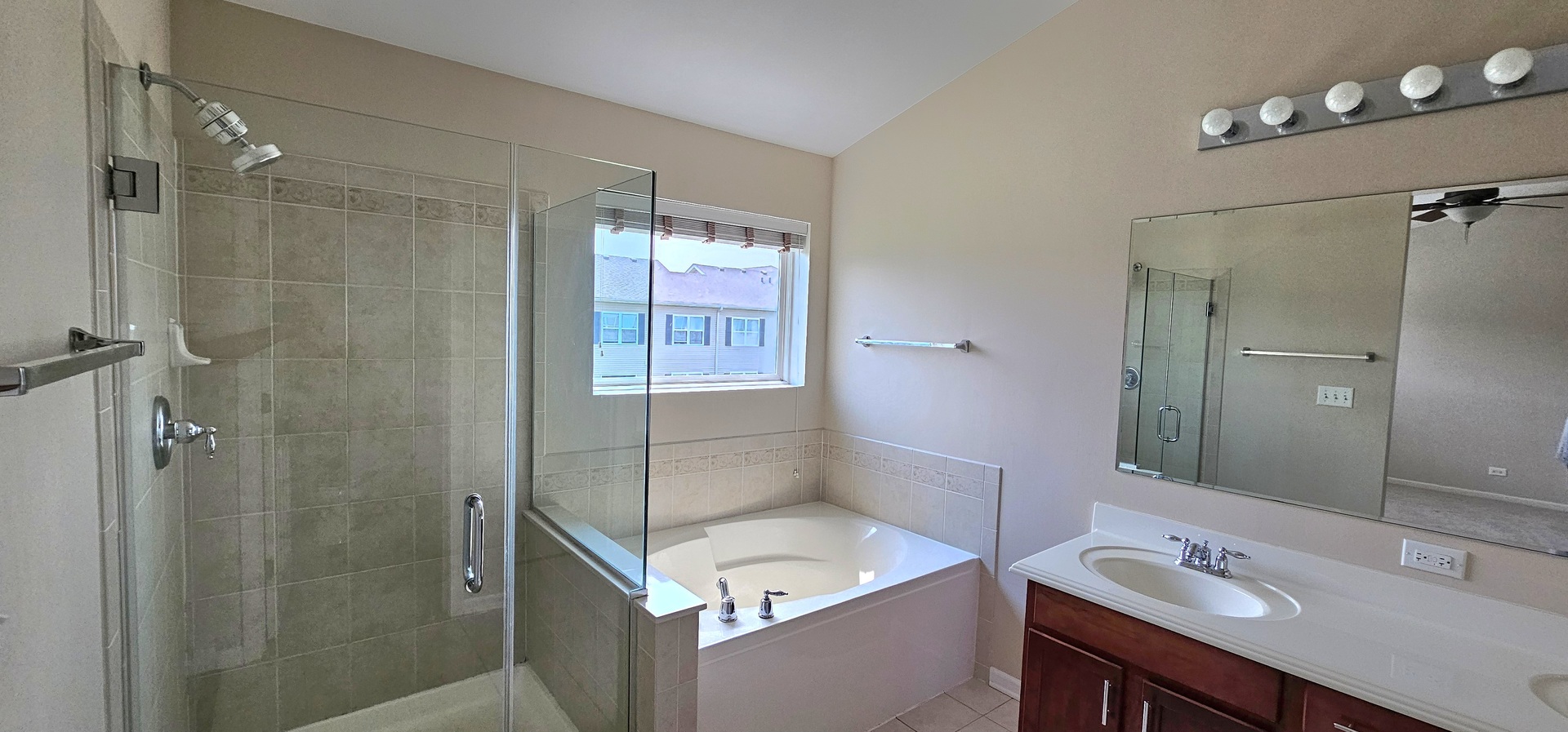 481 Silver Charm Drive, Unit 481 Oswego, IL 60543 - Photo 13 of 25