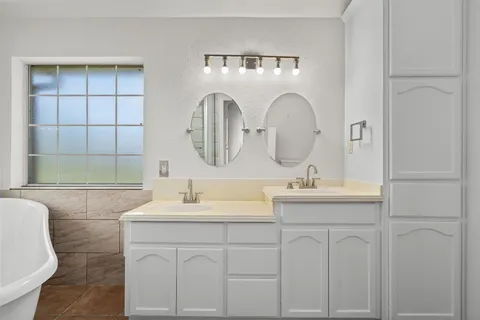 $399,000 | 130 Jesse James Drive, Nolanville, TX 76559